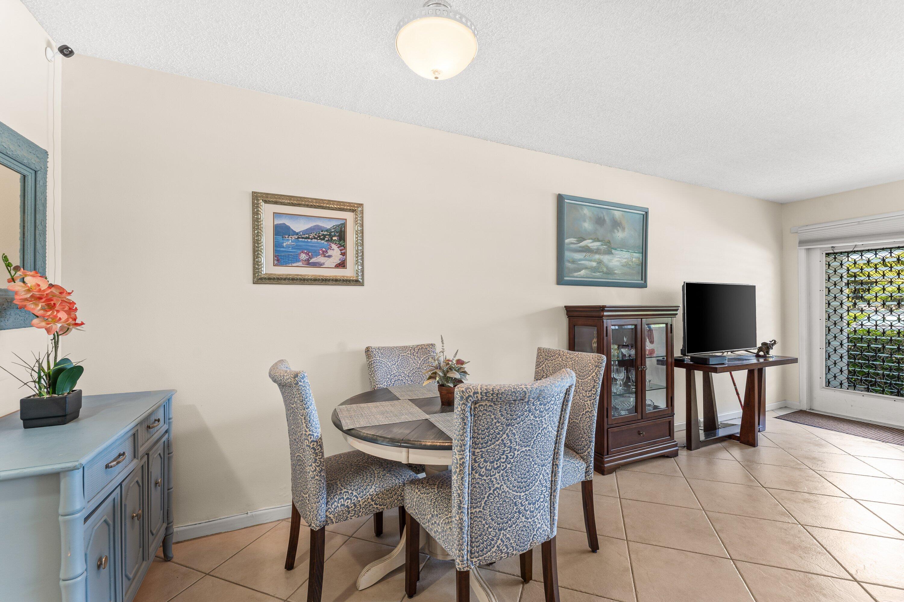 1017 Harwood C