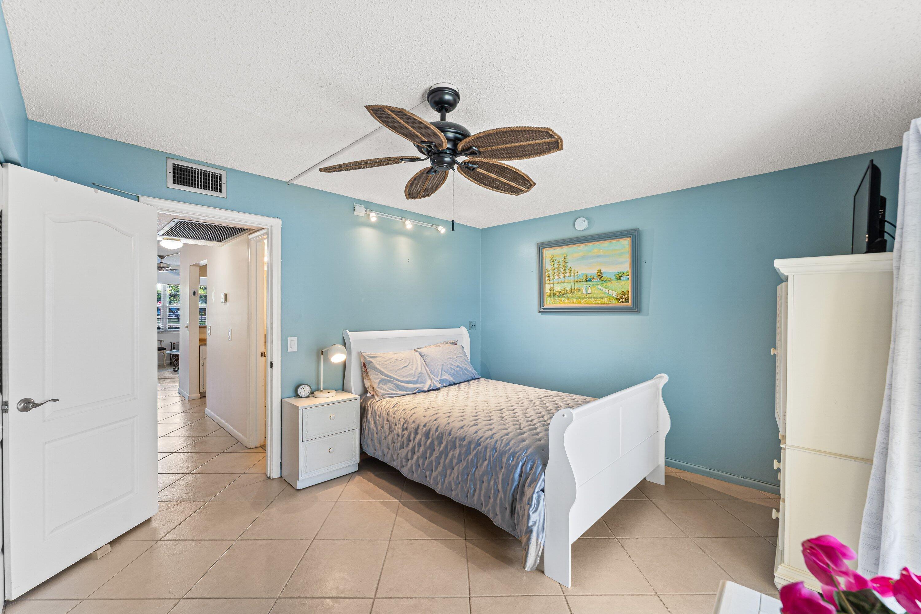 HARWOOD C CONDO - Residential