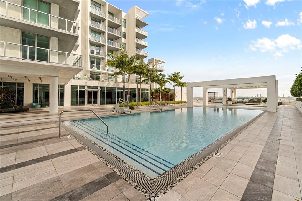 Quadro - Residential Lease
