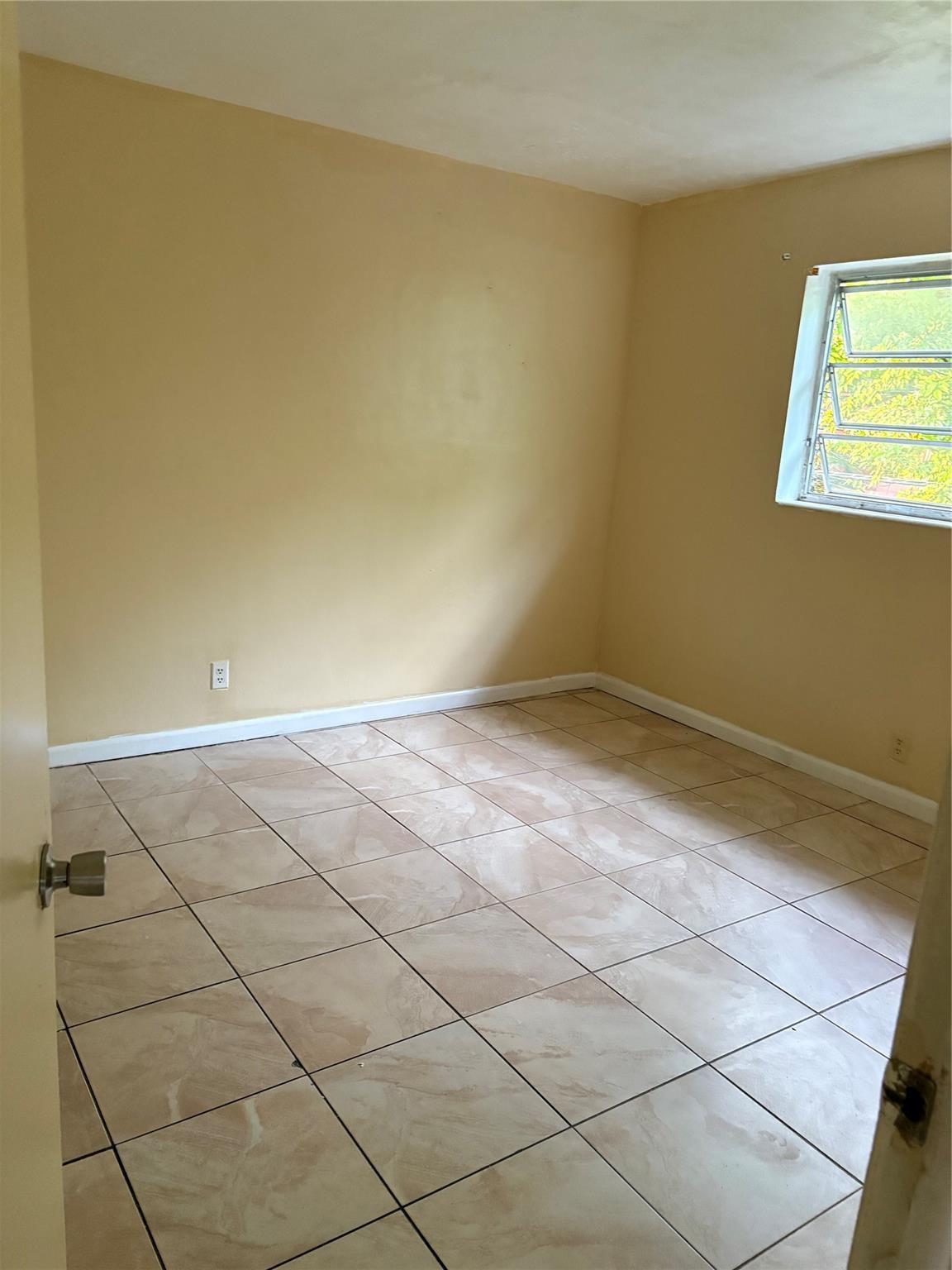 sunrise - Residential Lease