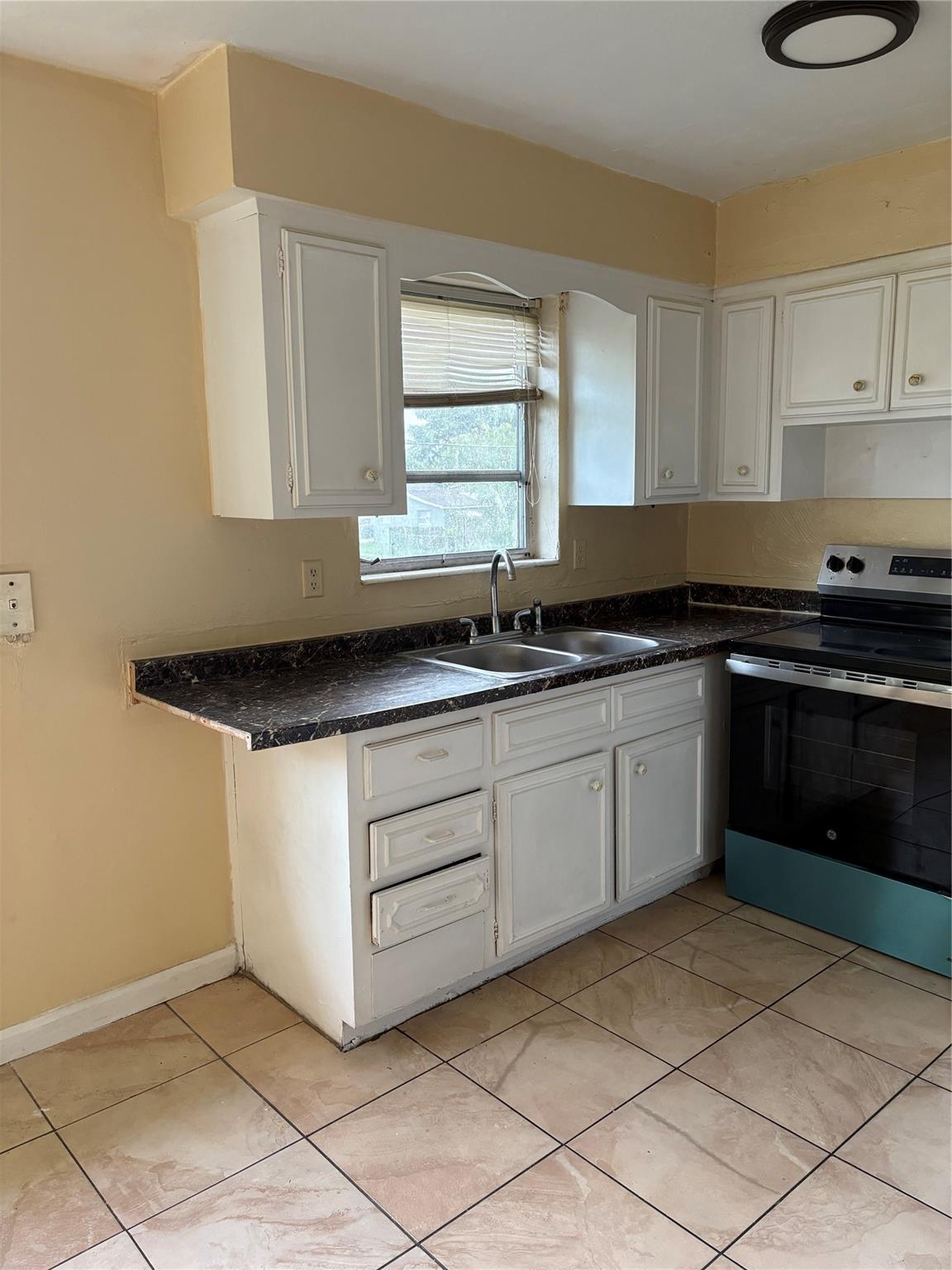 sunrise - Residential Lease