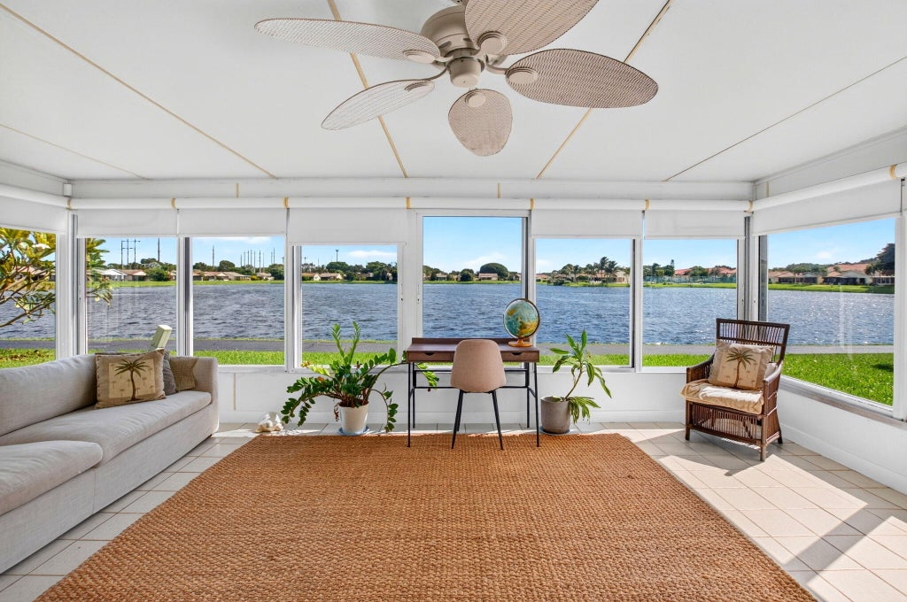 Photo of 5537 Mirror Lakes Boulevard, Boynton Beach, FL 33472 (MLS # B26092008)