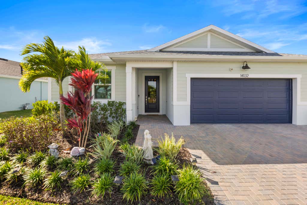 Photo of 14132 SW Enzi Way, Port Saint Lucie, FL 34987 (MLS # R11150971)