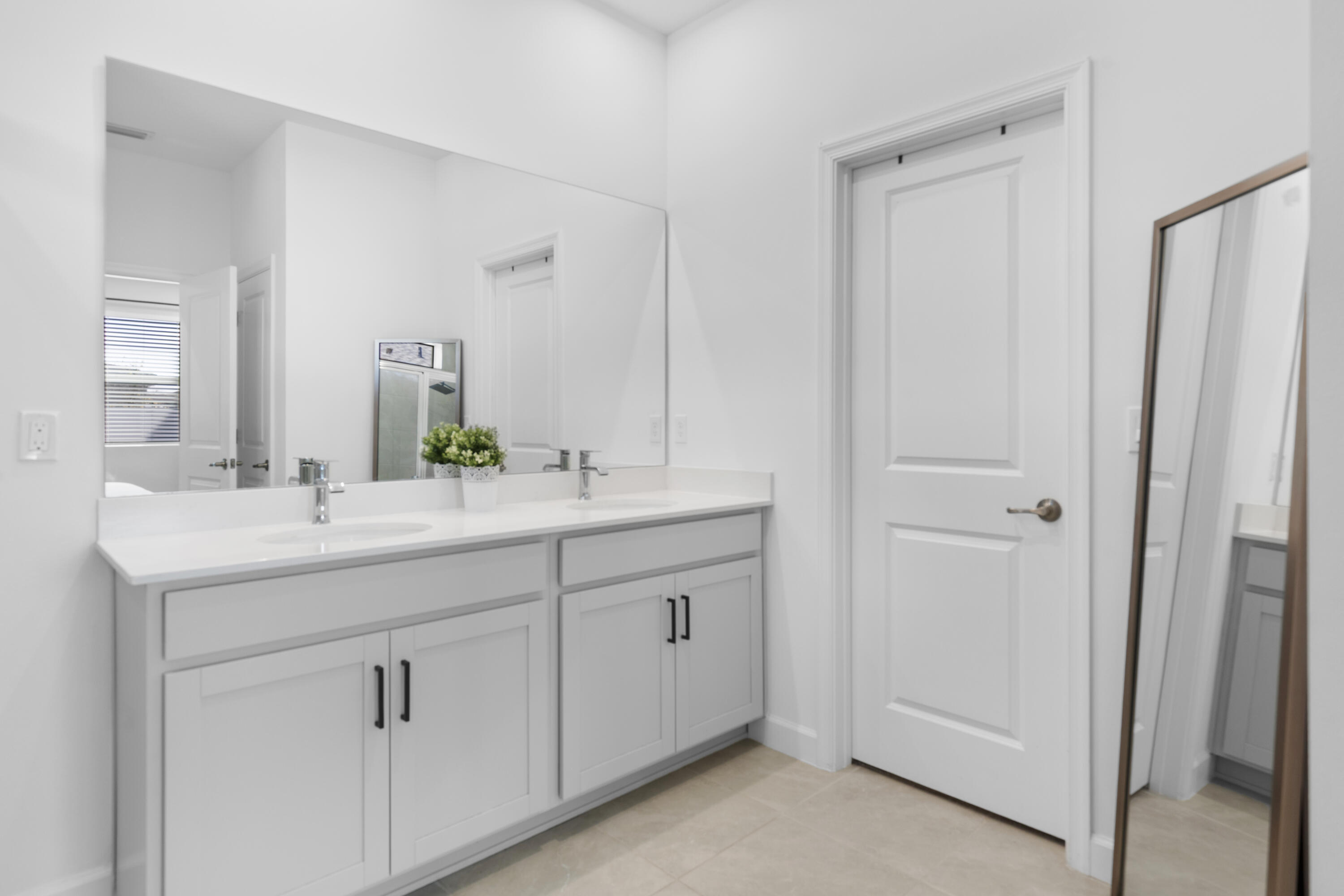 CADENCE PHASE II - Residential