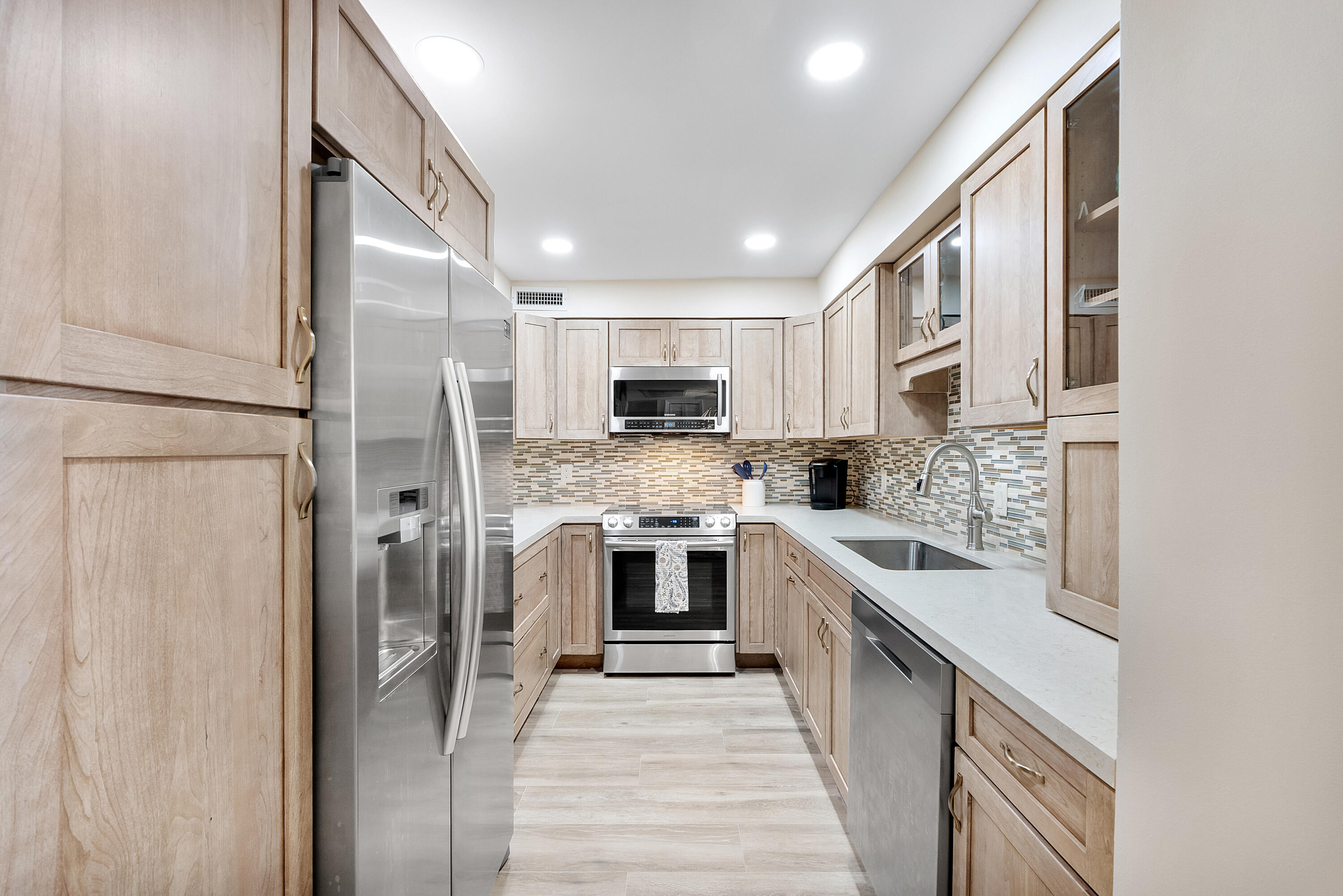 OCEAN PLACE - Residential