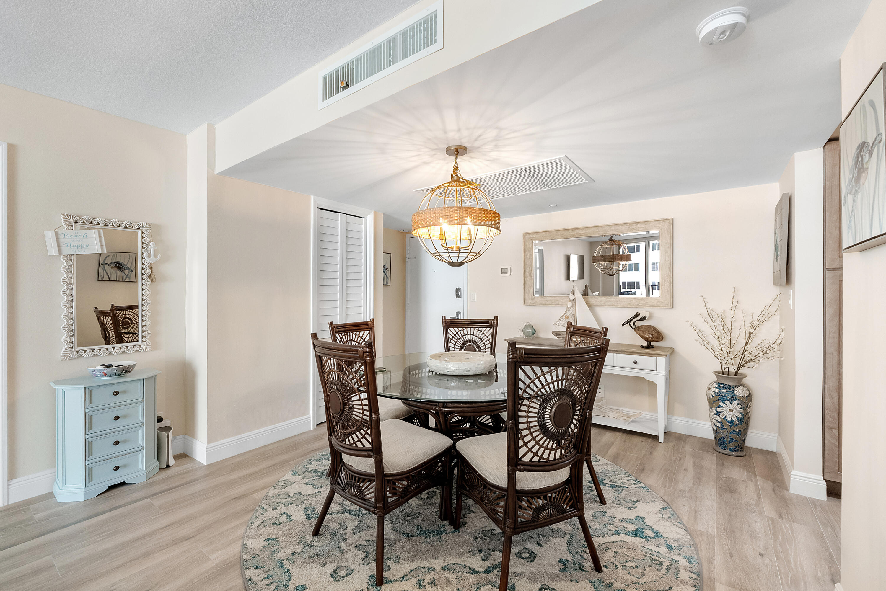 OCEAN PLACE - Residential