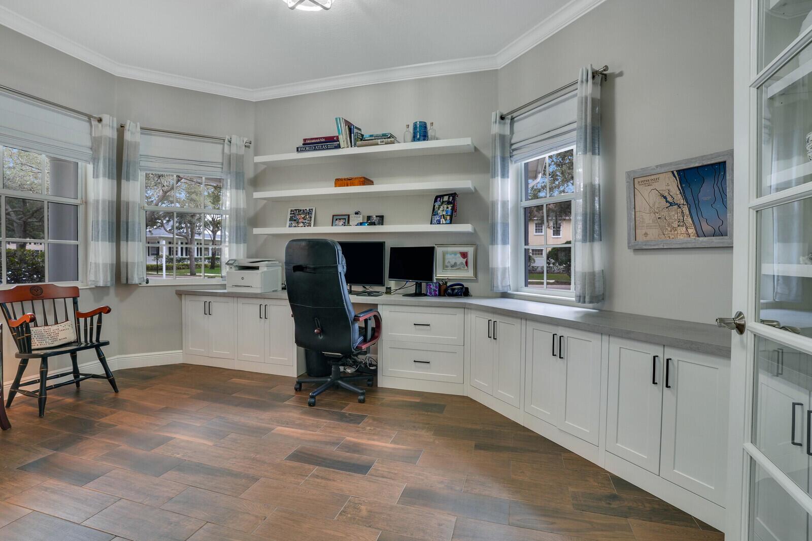 532 Sweet Bay Circle