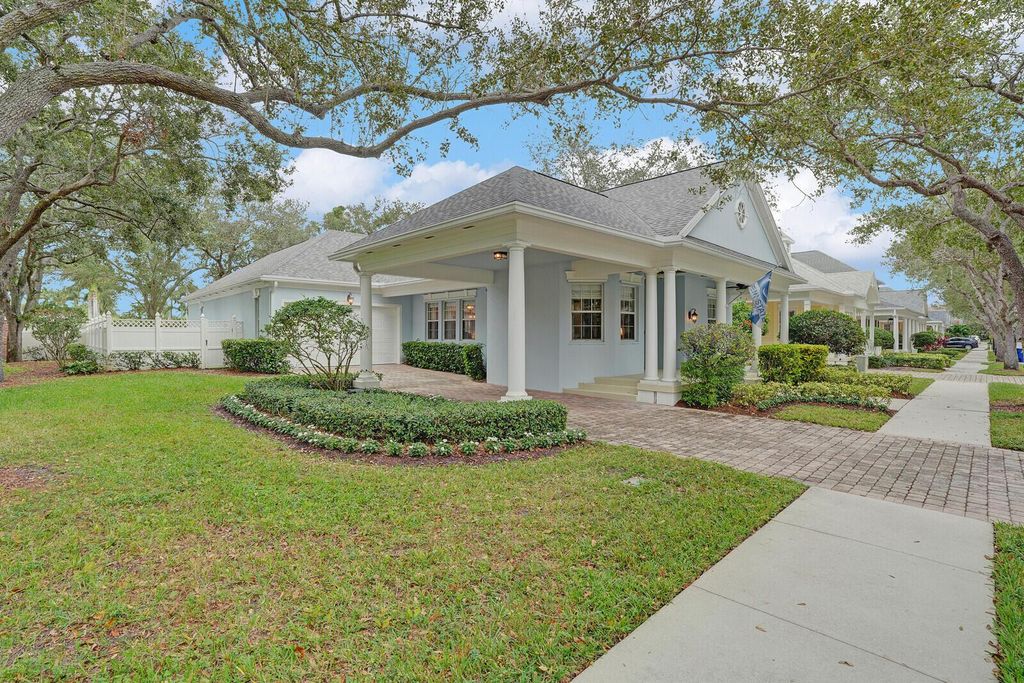 Photo of 532 Sweet Bay Circle, Jupiter, FL 33458 (MLS # R11127712)