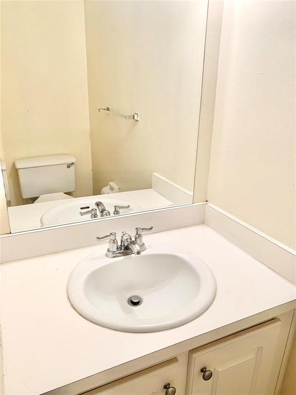 TENNIS CLUB BROOKS CONDO - Residential