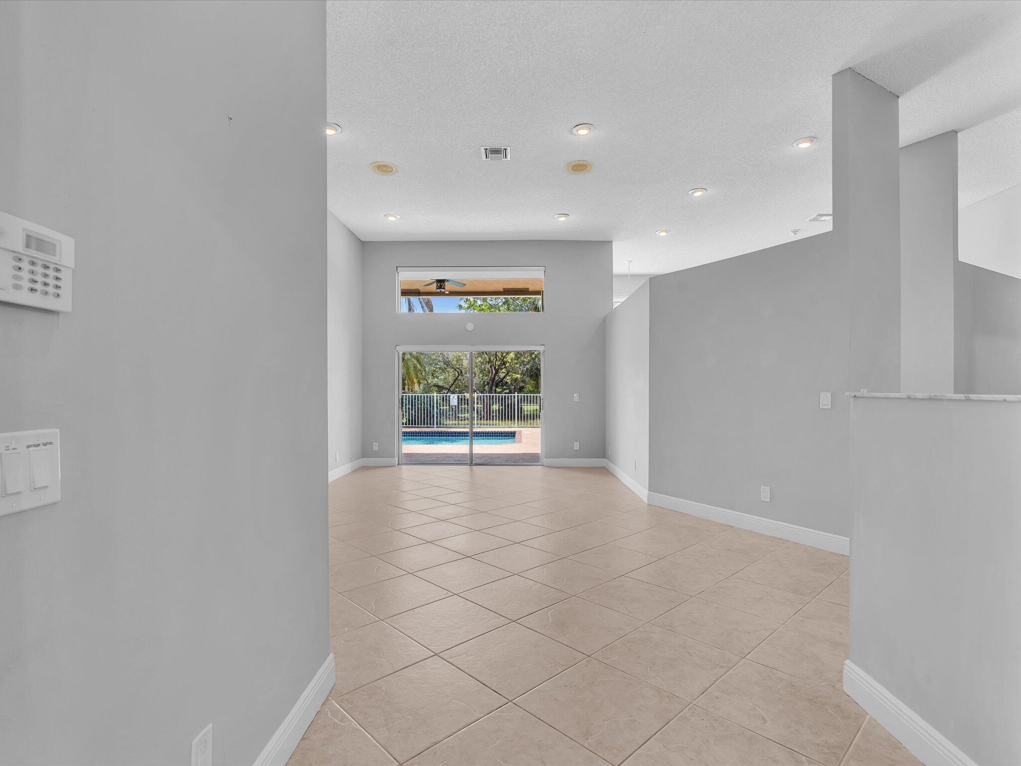 10434 NW 6th Court