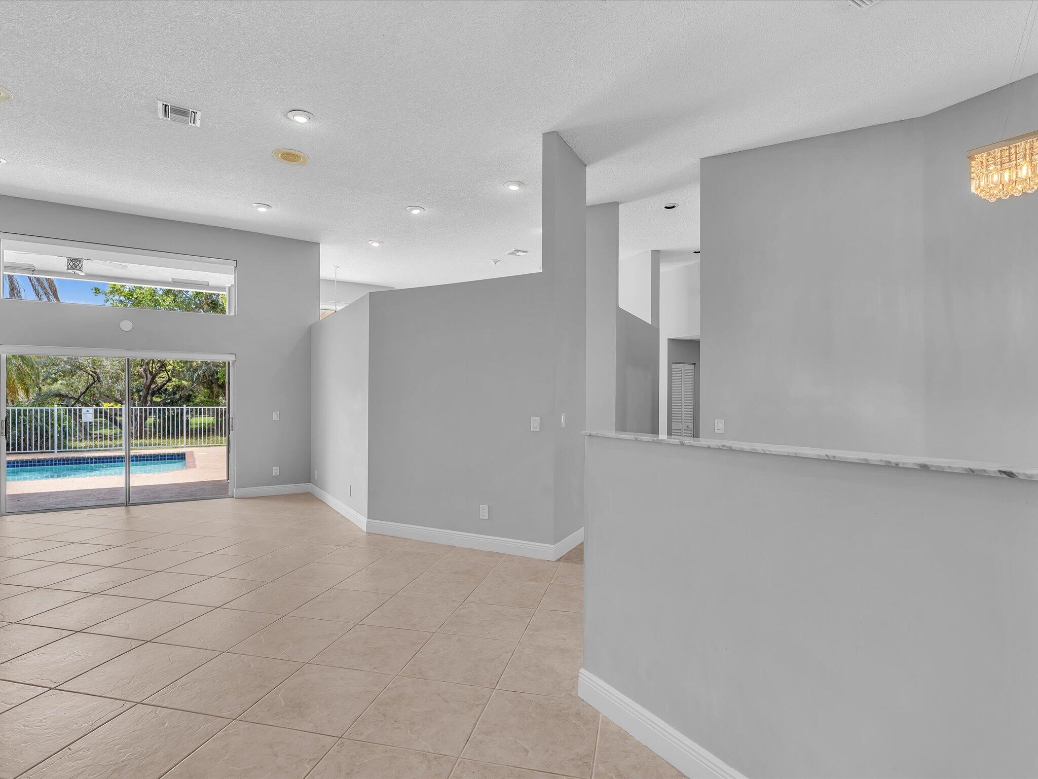 10434 NW 6th Court