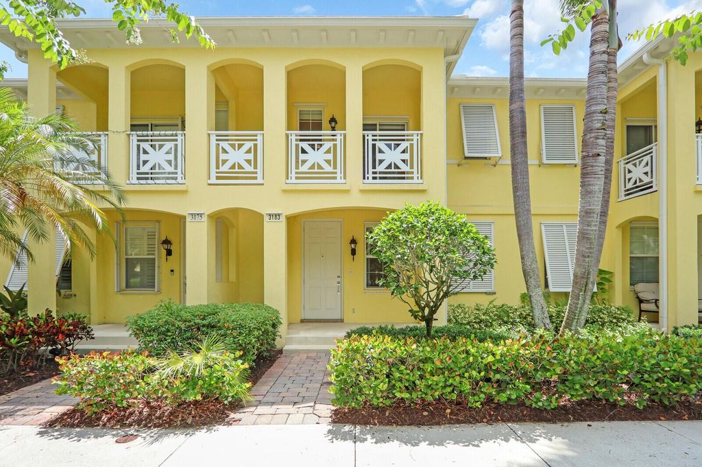 Photo of 3183 E Community Drive, Jupiter, FL 33458 (MLS # R11095377)