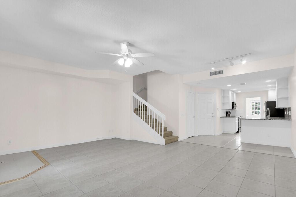 Photo of 3183 E Community Drive, Jupiter, FL 33458 (MLS # R11095377)
