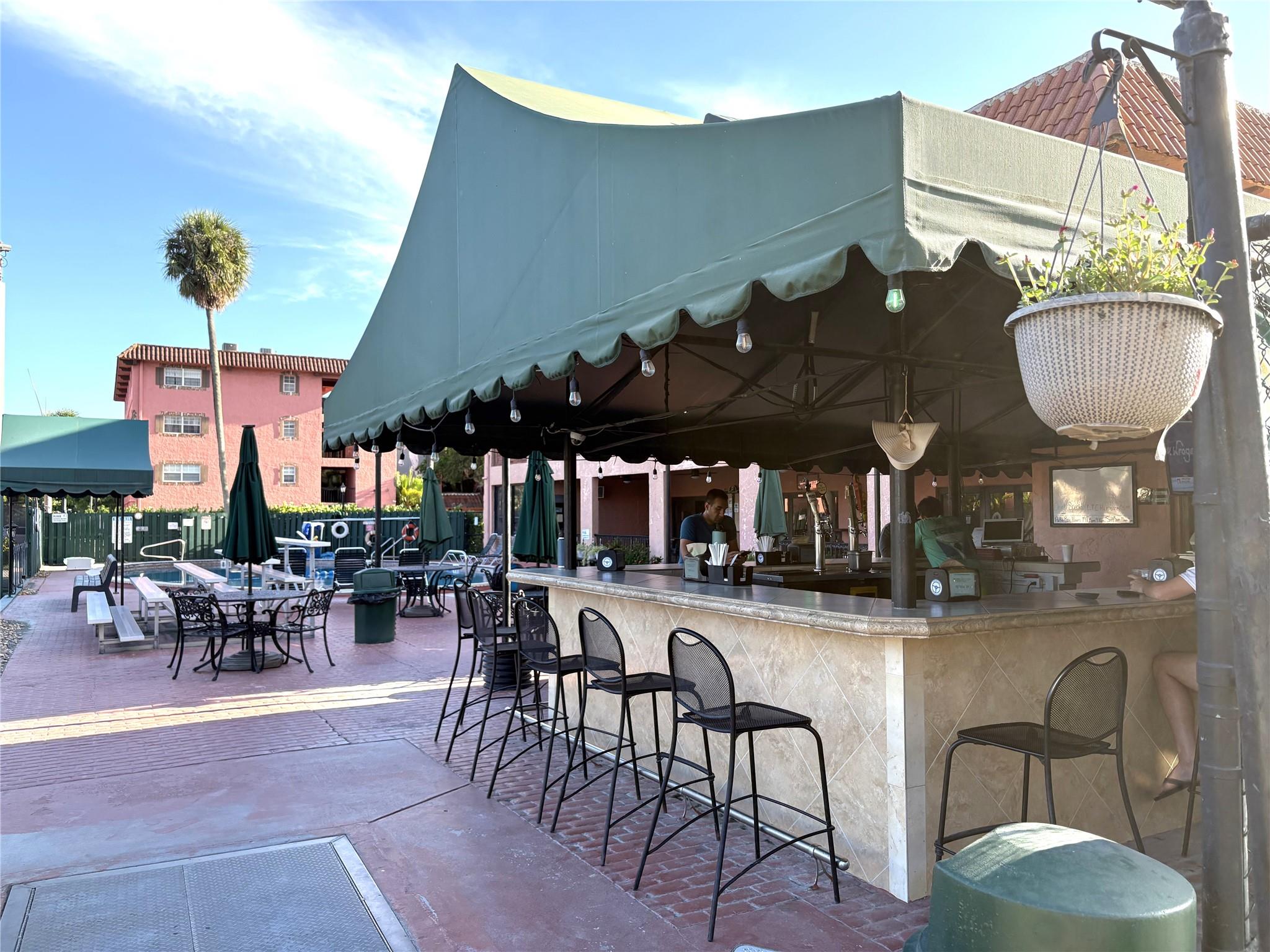 LAUDERDALE TENNIS CLUB - Residential