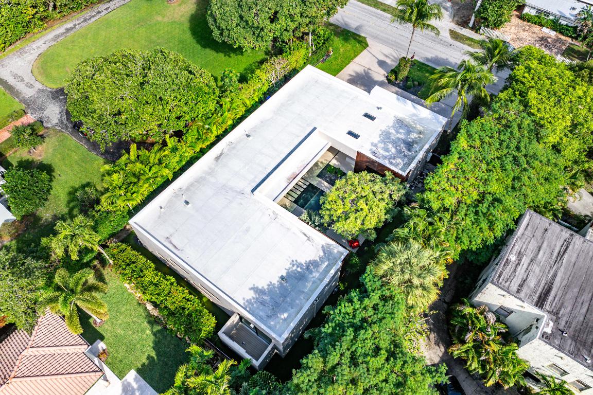 S/D OF 8-46-43, S 1/2 OF E 1/2 OF LOT 8 IN - Residential