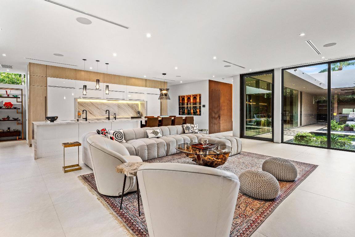 S/D OF 8-46-43, S 1/2 OF E 1/2 OF LOT 8 IN - Residential