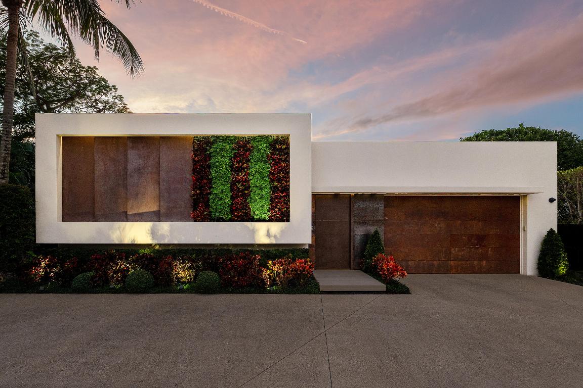 S/D OF 8-46-43, S 1/2 OF E 1/2 OF LOT 8 IN - Residential