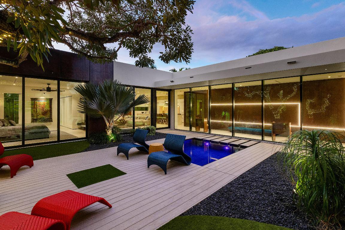 S/D OF 8-46-43, S 1/2 OF E 1/2 OF LOT 8 IN - Residential