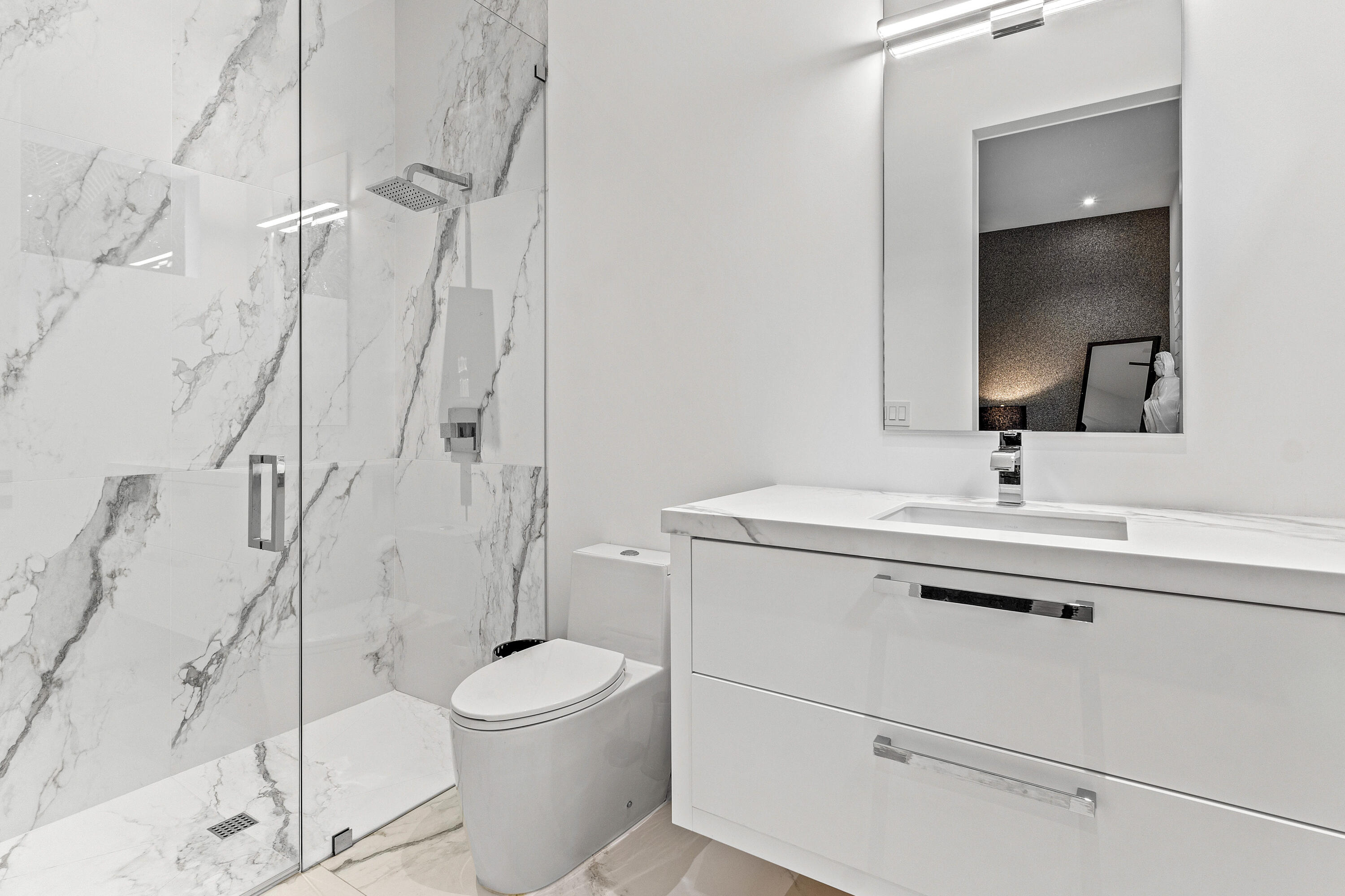 S/D OF 8-46-43, S 1/2 OF E 1/2 OF LOT 8 IN - Residential