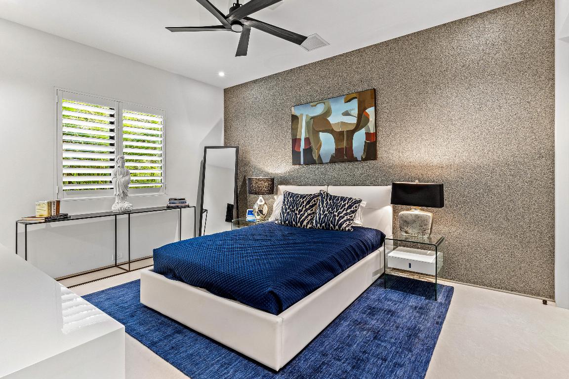 S/D OF 8-46-43, S 1/2 OF E 1/2 OF LOT 8 IN - Residential