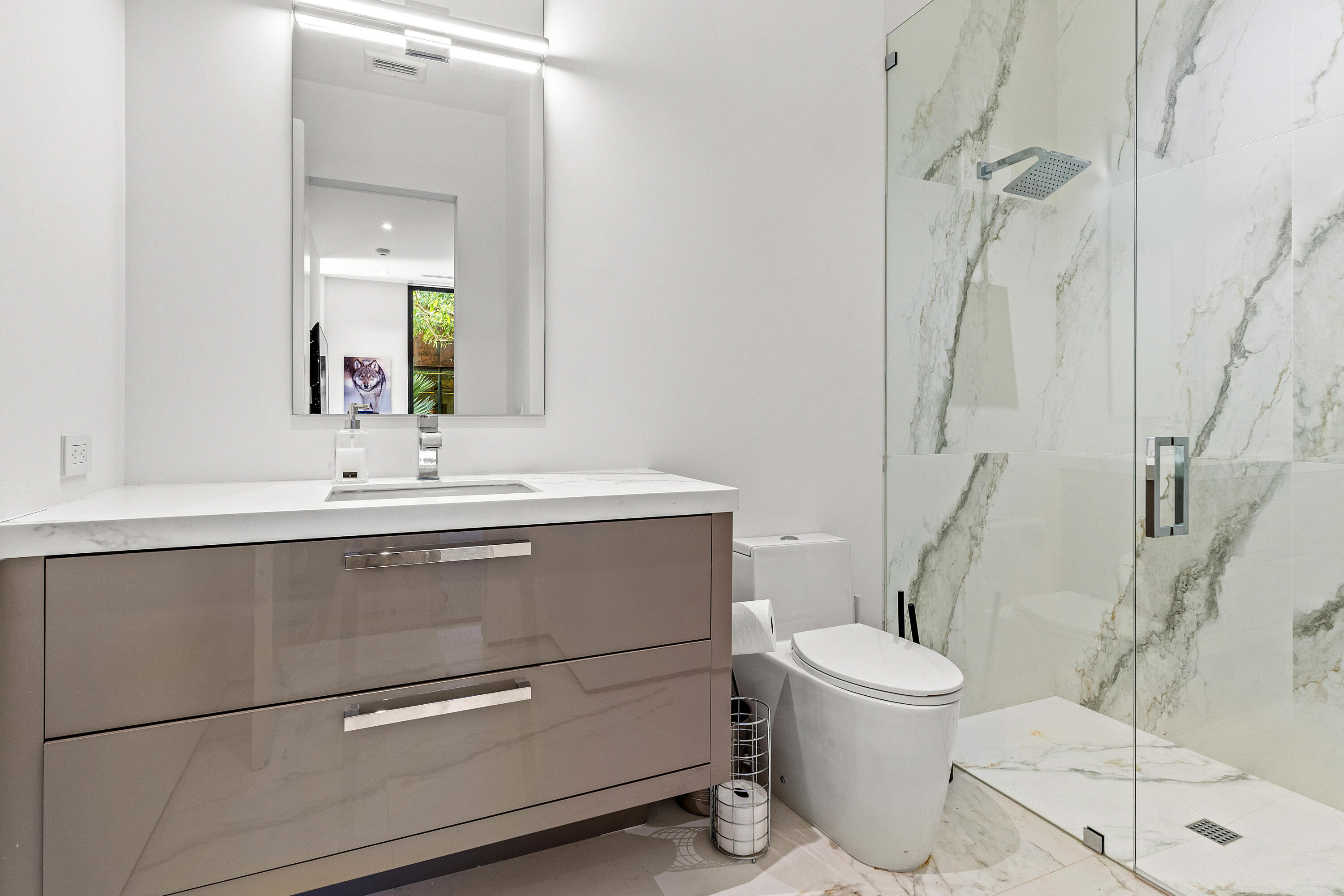 S/D OF 8-46-43, S 1/2 OF E 1/2 OF LOT 8 IN - Residential