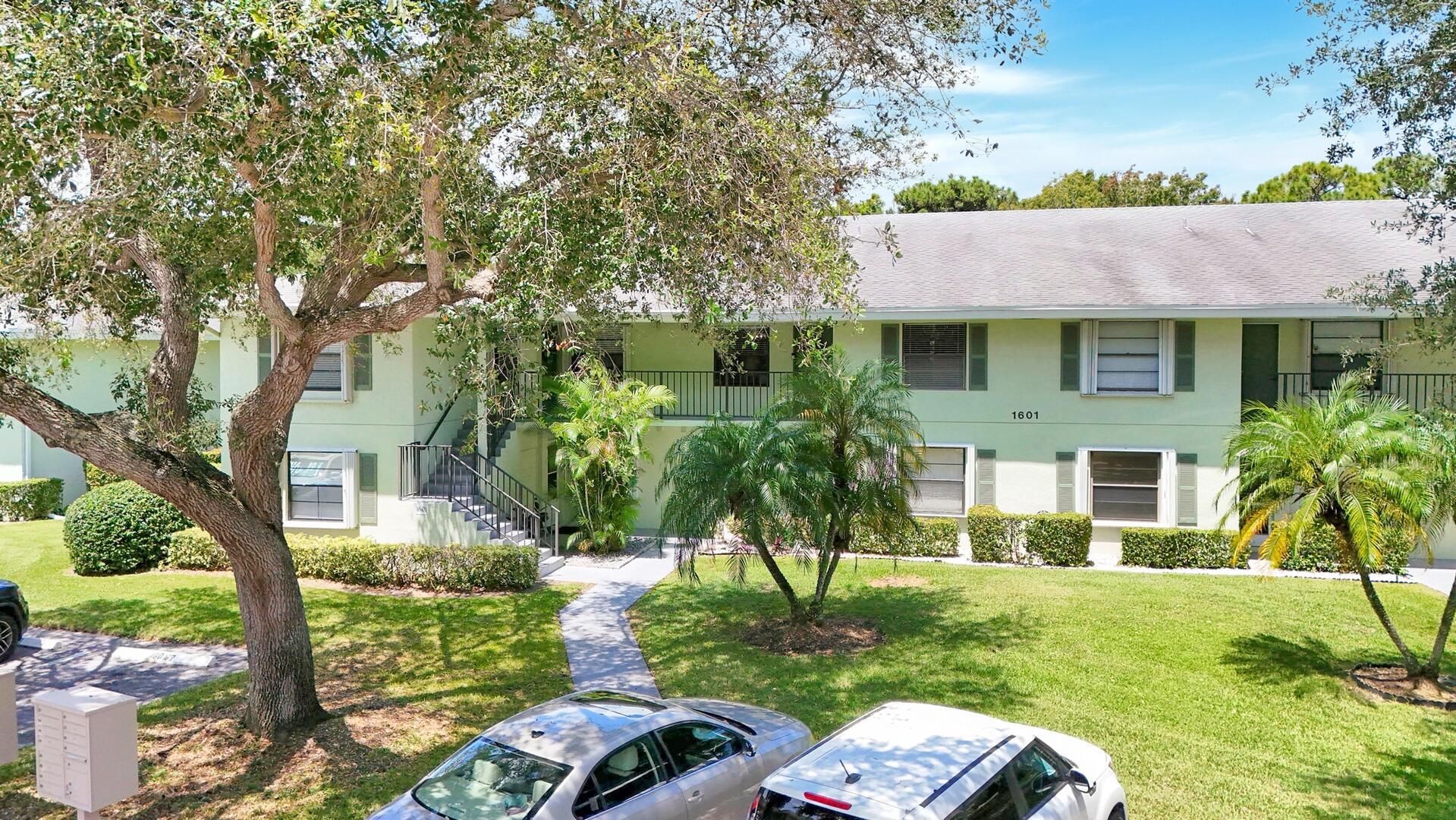 SABAL RIDGE - Residential