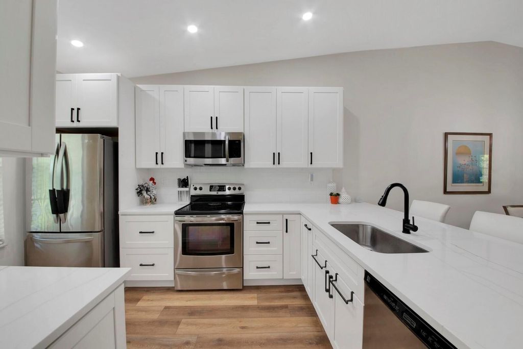 Photo of 1601 Sabal Ridge Circle #F, Palm Beach Gardens, FL 33418 (MLS # R11106682)