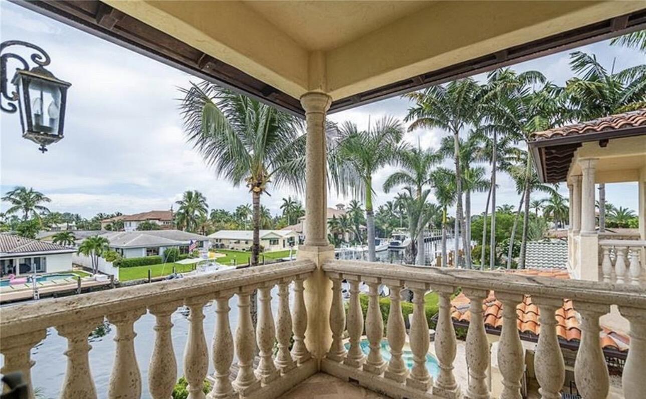 HILLSBORO HARBOR UNIT - Residential Lease