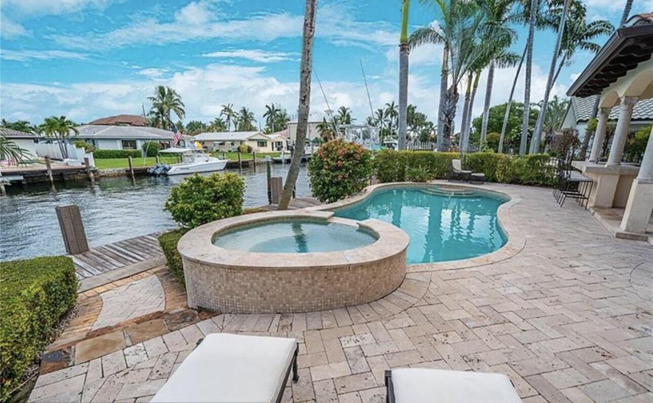 HILLSBORO HARBOR UNIT - Residential Lease