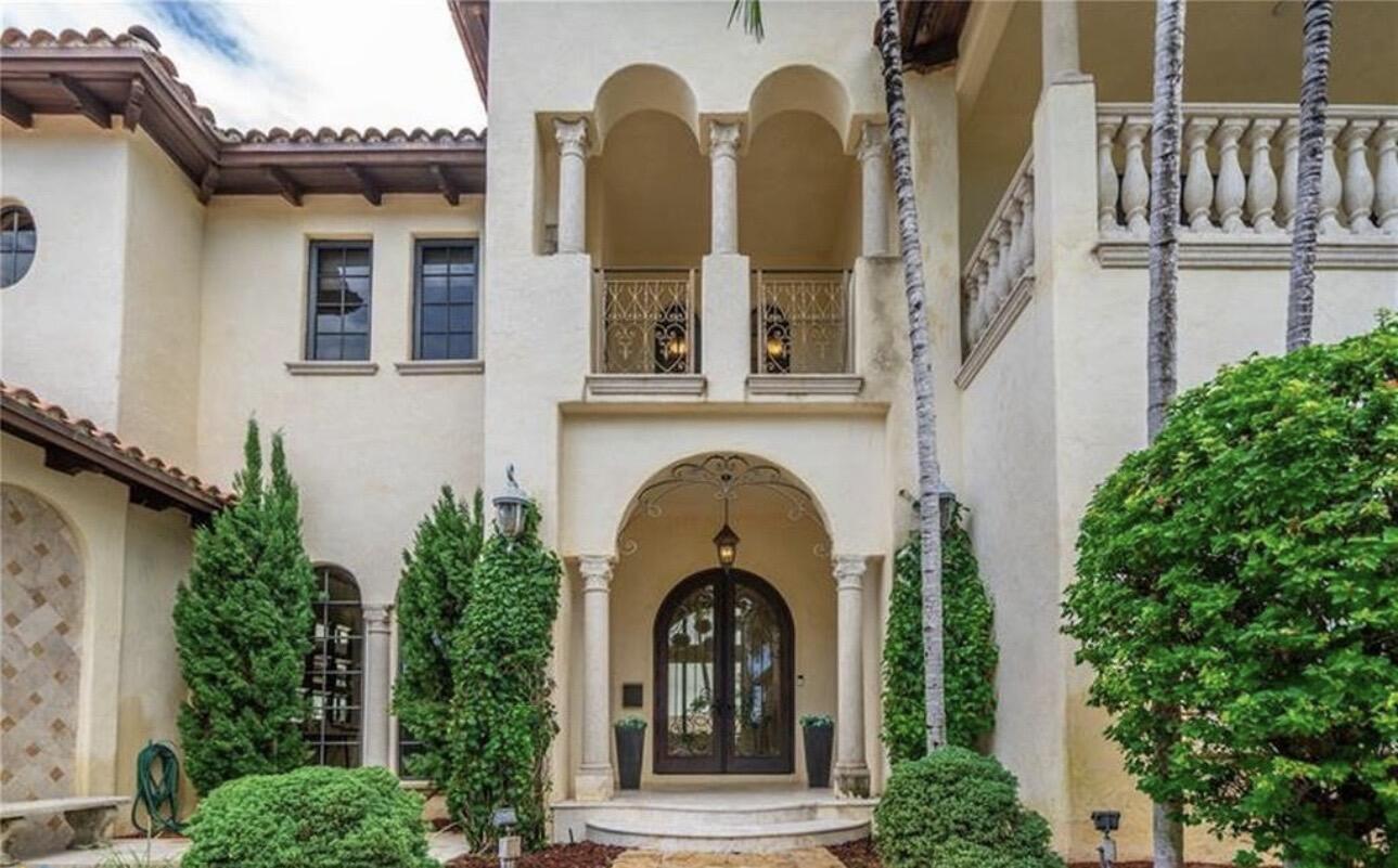 HILLSBORO HARBOR UNIT - Residential Lease