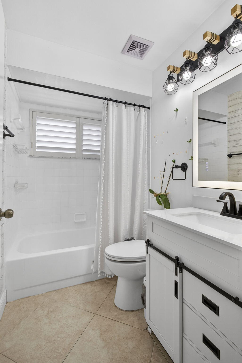 ROYAL PINES EST - Residential