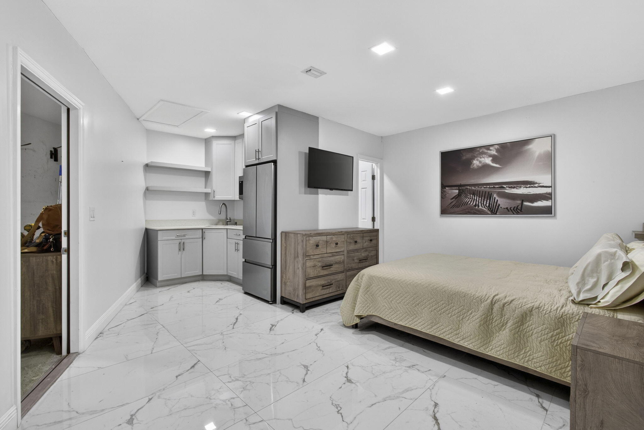 ROYAL PINES EST - Residential