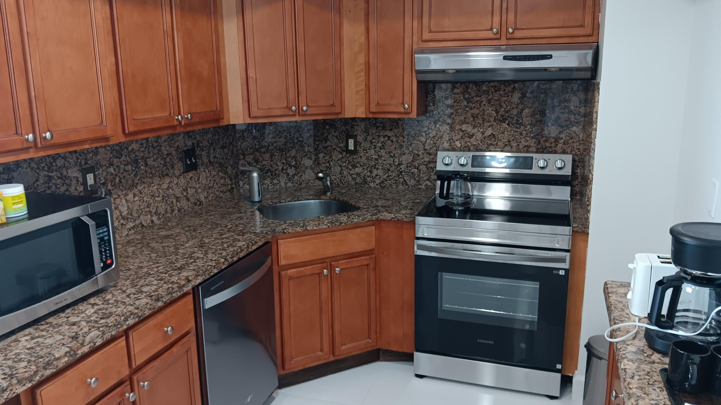 GALT OCEAN CLUB CONDO - Residential Lease