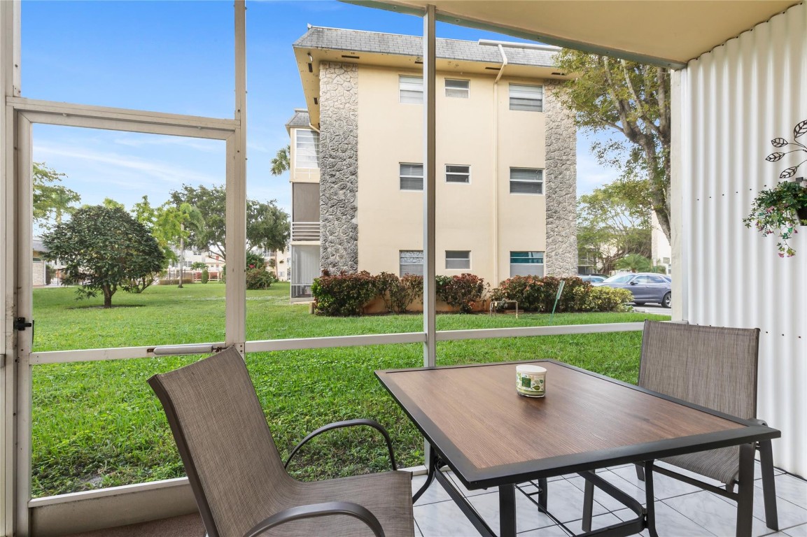 LAUDERHILL EAST - Residential