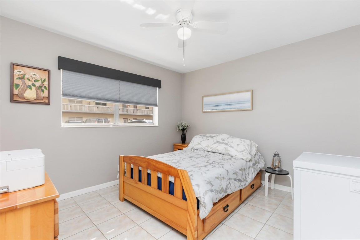 LAUDERHILL EAST - Residential