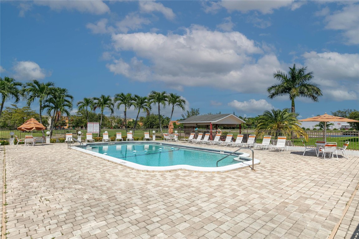 LAUDERHILL EAST - Residential