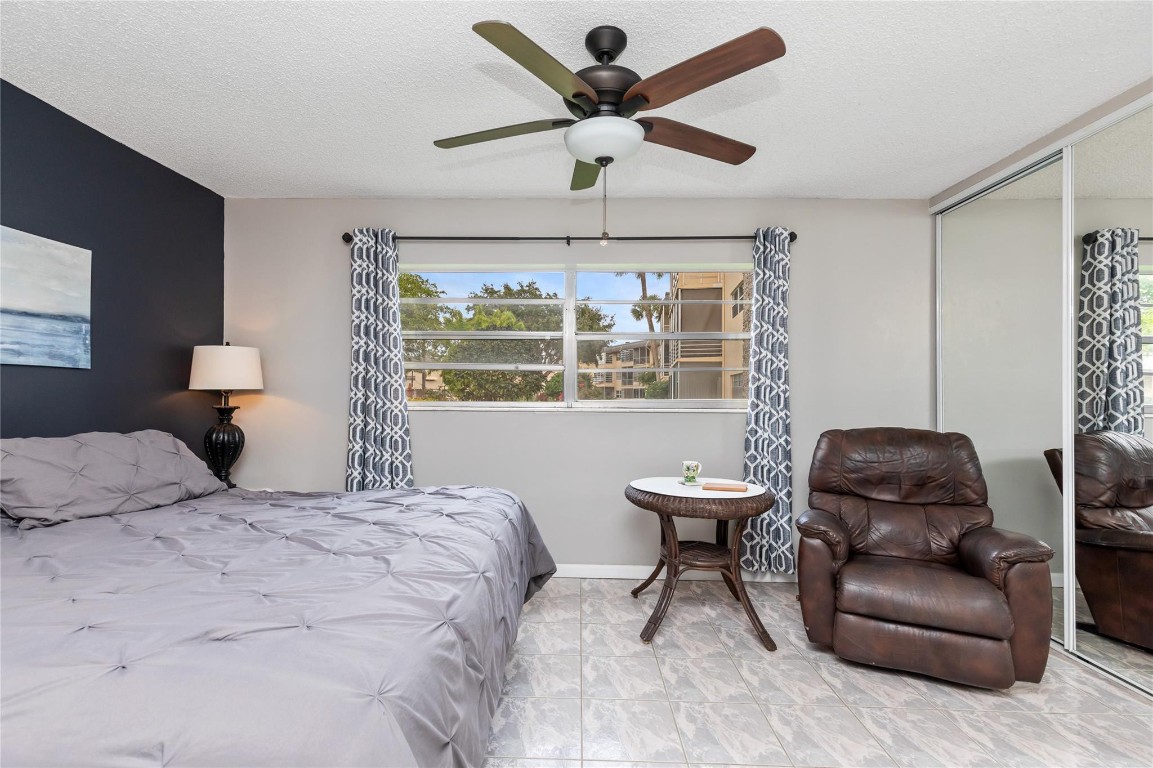 LAUDERHILL EAST - Residential