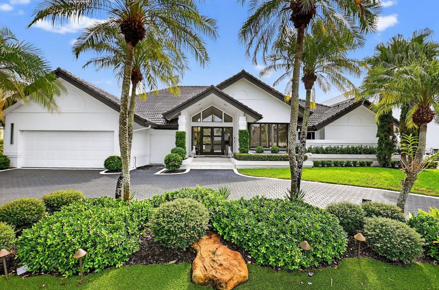 Beautiful 1 story home on a large lake.