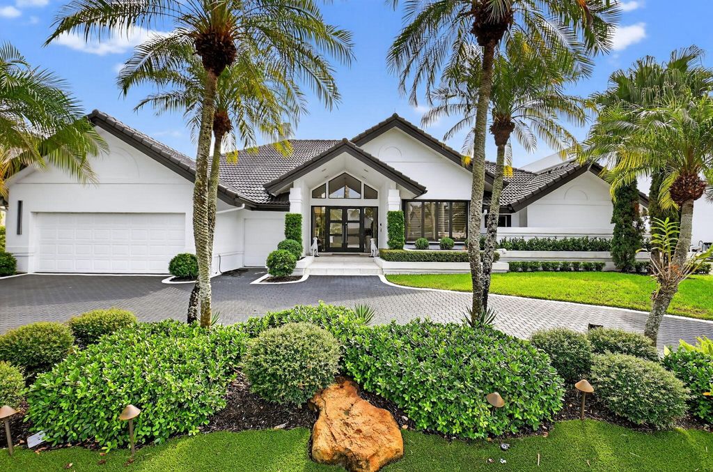 Photo of 7336 Ballantrae Court, Boca Raton, FL 33496 (MLS # R11113524)