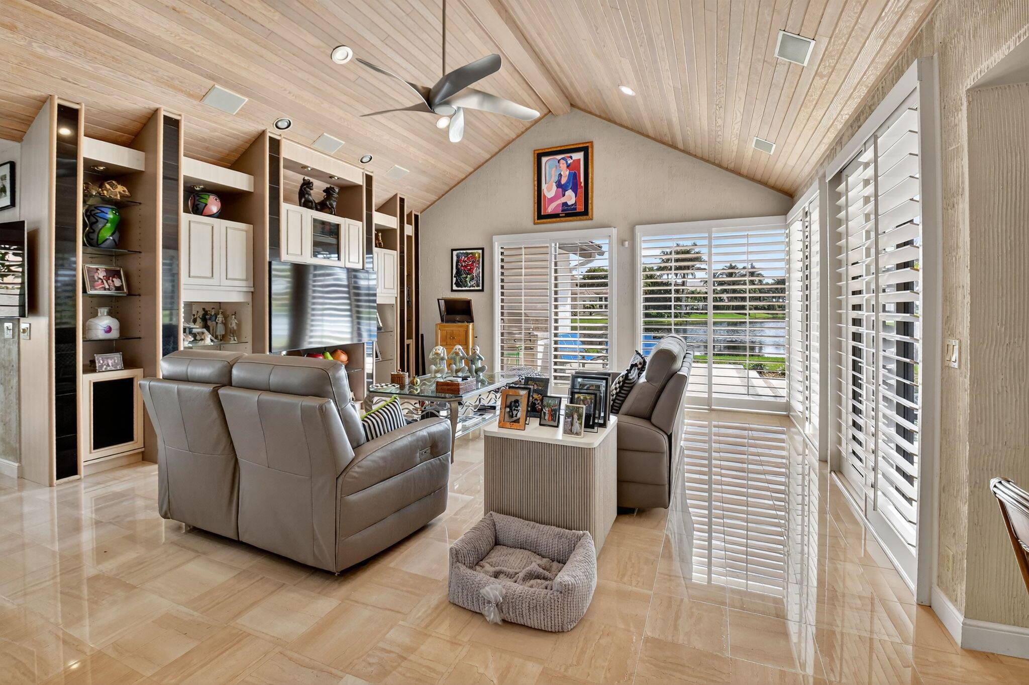 ST ANDREWS COUNTRY CLUB - Residential