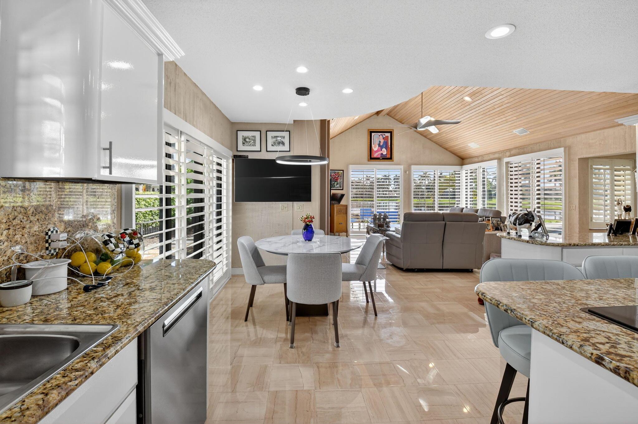 ST ANDREWS COUNTRY CLUB - Residential