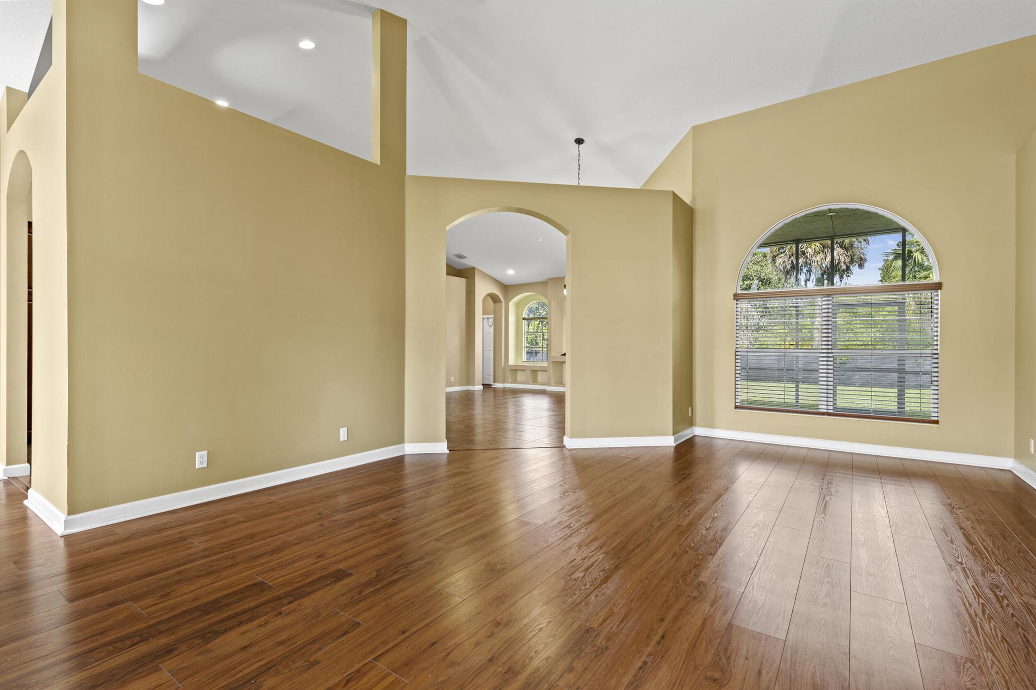 PORT ST LUCIE SECTION 33 - Residential