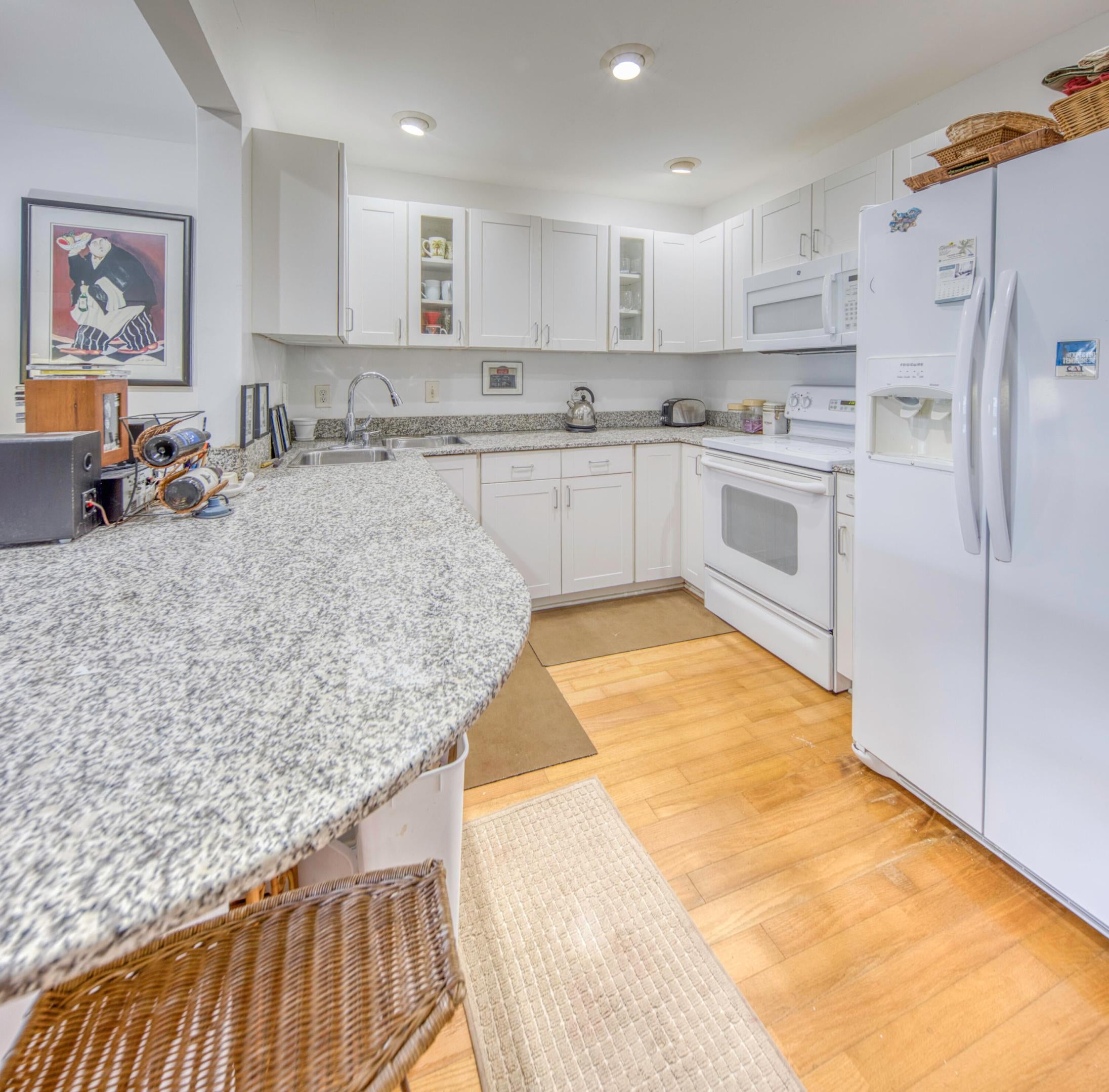 1516 S LAKESIDE Drive 310