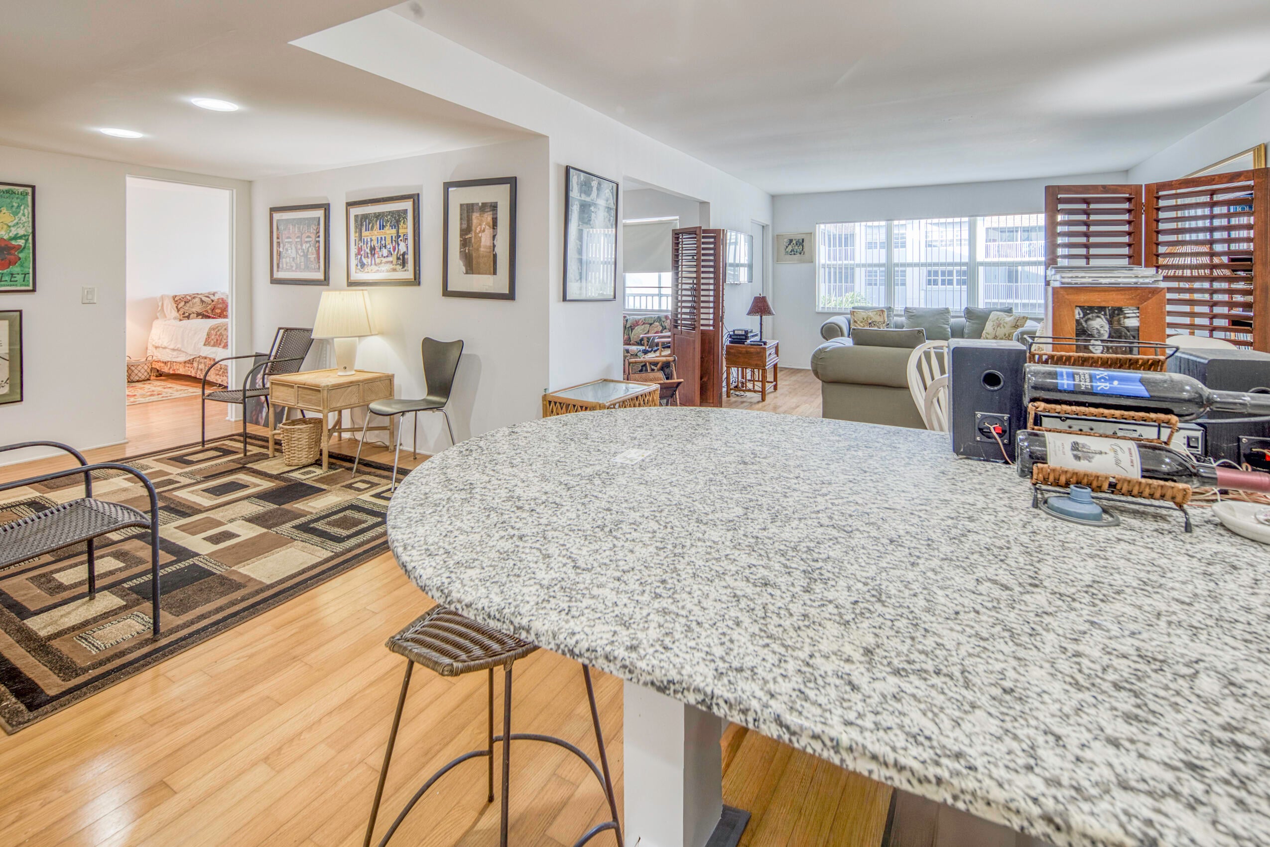 1516 S LAKESIDE Drive 310