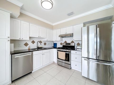 Tiny photo for 6803 Kingston Drive, Lake Worth, FL 33462 (MLS # B26002366)
