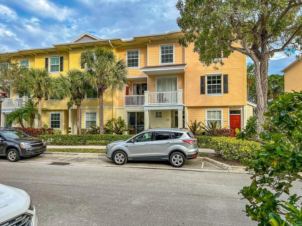 Photo of 245 Murcia Drive #210, Jupiter, FL 33458 (MLS # R10861175)