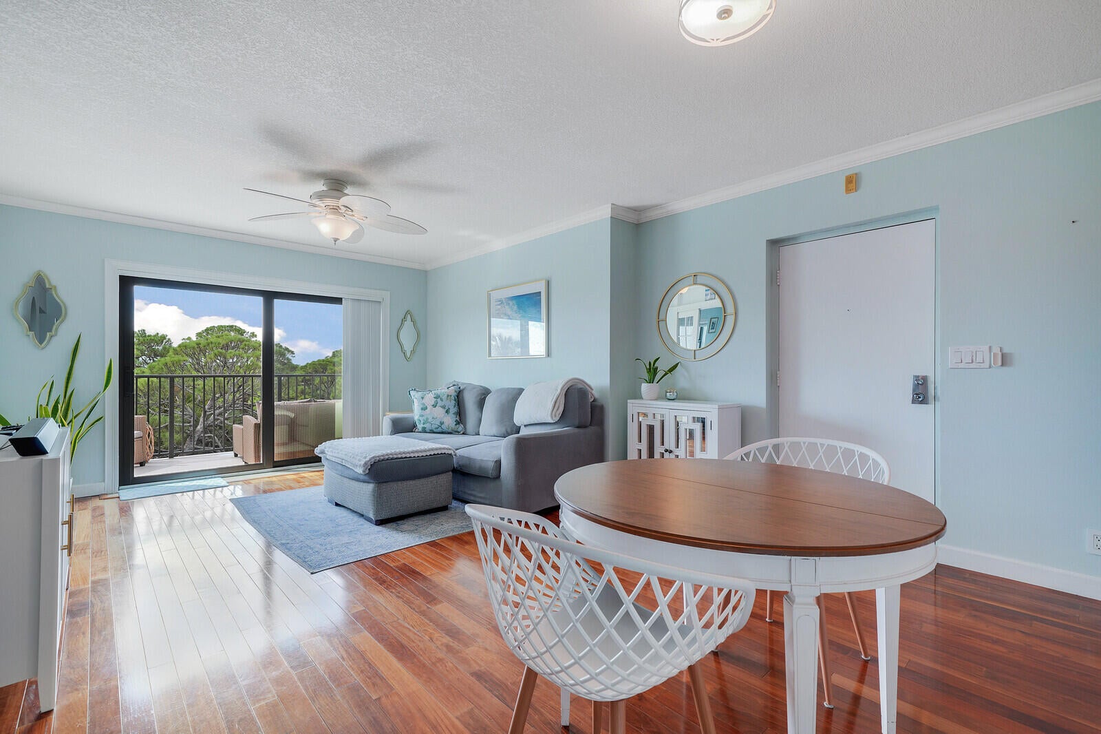 1000 River Reach Drive 504