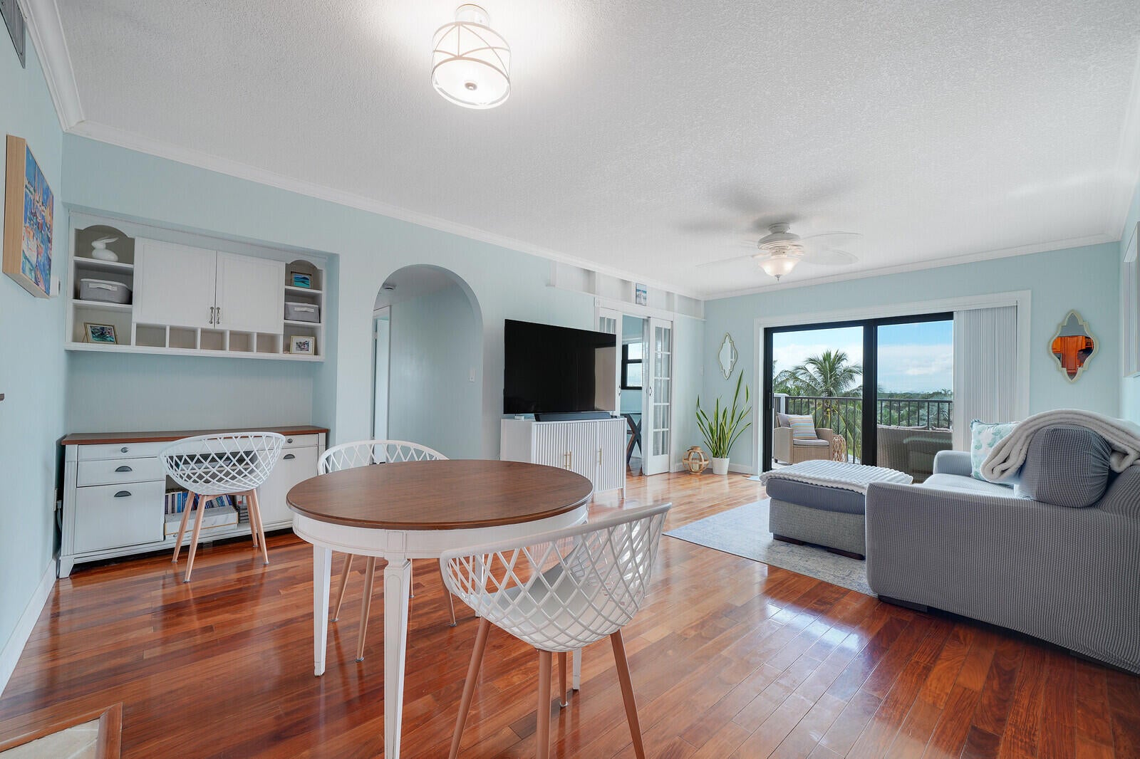 1000 River Reach Drive 504