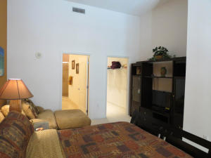 ONE CITY PLAZA CONDO - Residential Lease