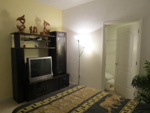 ONE CITY PLAZA CONDO - Residential Lease